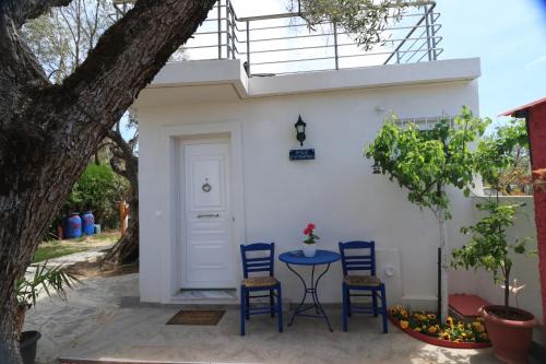 Makri Haus | Ai Giorgis Beach