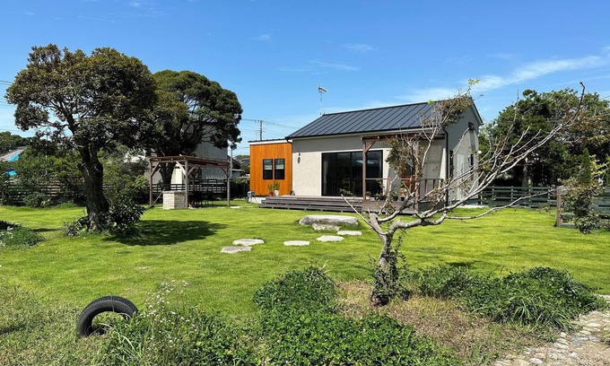 Kujukuri Hütte | Aiming to create a place where even timid dogs can play to their heart's content.