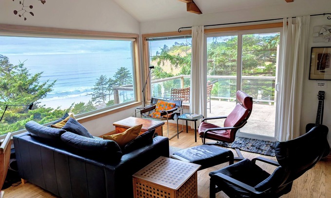 Oceanside Haus | Airy Strand nach Hause w / zwei Decks, Blick auf das Meer - in der Nähe Zugang zum Strand!