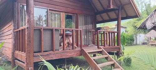 Sumbawa Barat Haus | Aisyah Villa