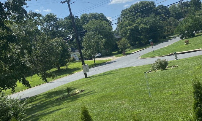 Calverton Haus | Akeem's guest house