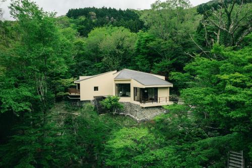 Hakone Villa | AKNOT hakone 大涌谷を望むモダニズム建築 東京から90分