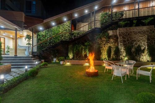 Shimla Wohnung | Alaya Stays 6 BHK With Garden - Evaara Woods Hilltop