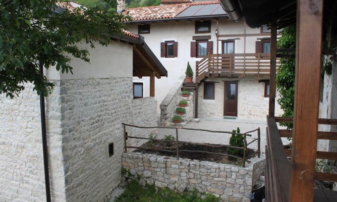 Mezzomonte Wohnung | Albergo Diffuso Polcenigo Ciasa VeS