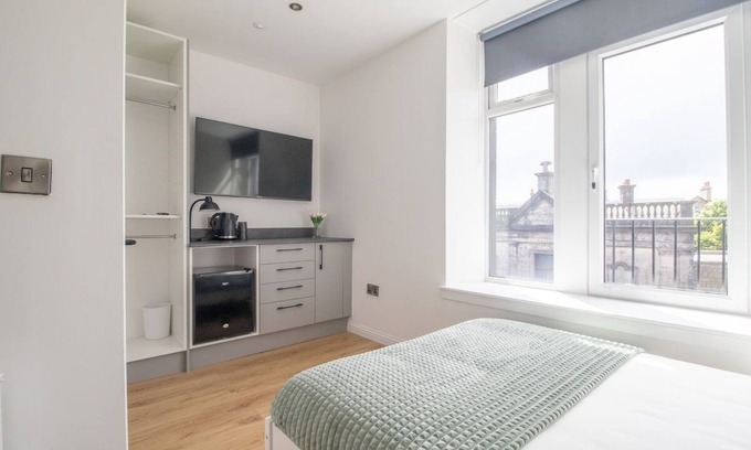 Grangemouth Wohnung | Alexandra Apt - Double Room #3