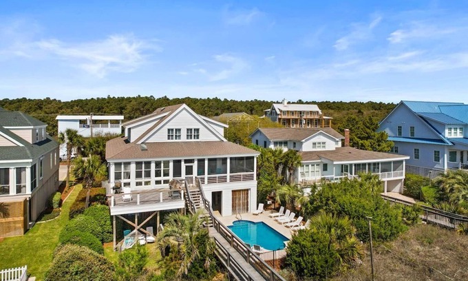 North Litchfield Beach Haus | Alive After Five Where Tranquility Meets the Ocean