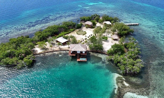 King's Park Haus | BELIZE PRIVATE ISLAND MIETE MIT ÜBER WASSERBUNGALOW