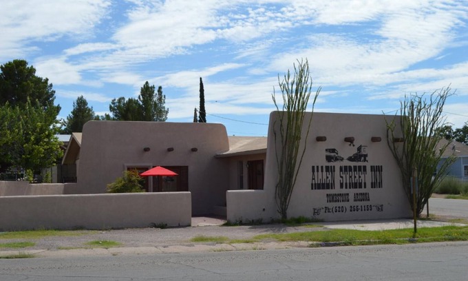 Tombstone Hotel | Allen Street Inn