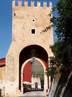 Abbazia di Fossanova Wohnung | Alloggio La Torre Fossanova