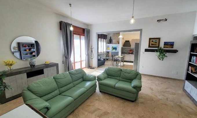 Adria Wohnung | Alloggio spazioso e comodo con parcheggio gratuito