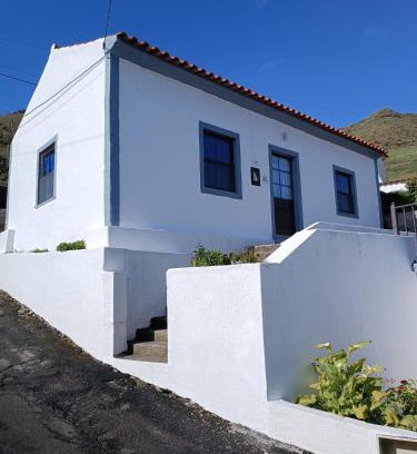 Lajes das Flores Haus | Alojamento Local M&I