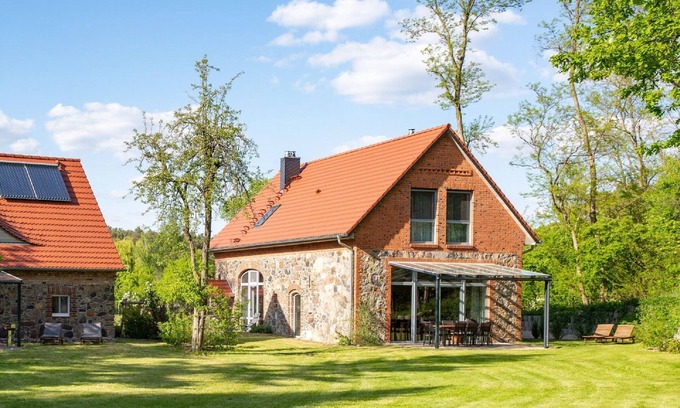 Gorzig Haus | Alte Scheune mit 116 m² für 8+2 Pers., 3 Schlafzimmer, 3 Bäder, Sauna