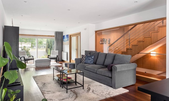 Nogueira Wohnung | ALTIDO - Casa Elegante c/Varanda & 2 Terraços no Porto