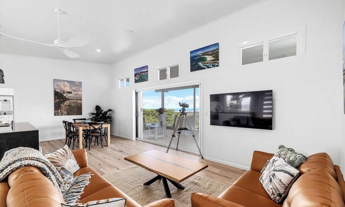 Coffs Harbour Haus | Altitude - Pet-Friendly, Accessible