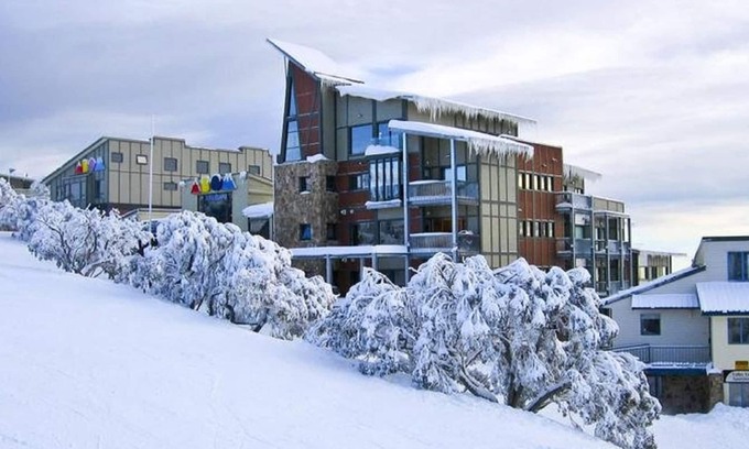 Mount Buller Wohnung | Alto 203, Ski in Ski Out 2-Zimmer-Anwesen im Herzen von Mt Buller Village