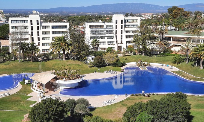 Alvor Eigentumswohnung | Alvor Vila Marachique Apartment with exterior pool