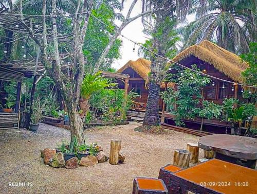 Huai Nam Khao Haus | Amarit Onsen Homestay