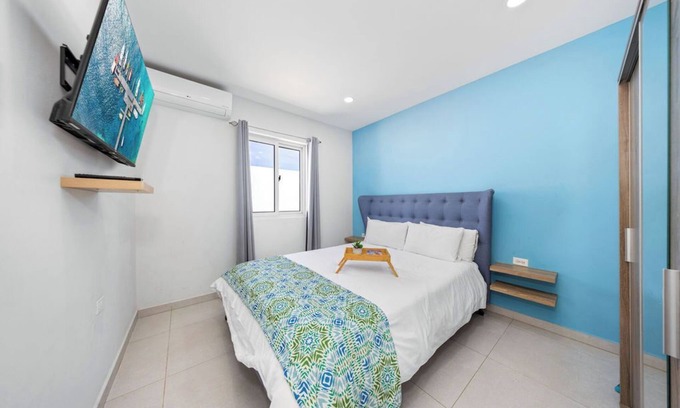 Sabana Liber Wohnung | Amazing 2BR Suite|Pool|Patio|BBQ|5 min->Palm Beach
