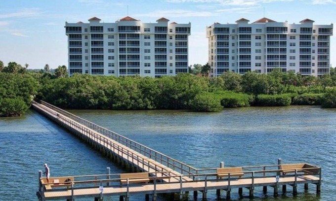 Palmetto Wohnung | Amazing Bay Views 25 min. drive to the beach