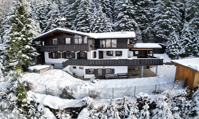 Volders Hütte | Tolles Ferienhaus in Tirol mit Sauna