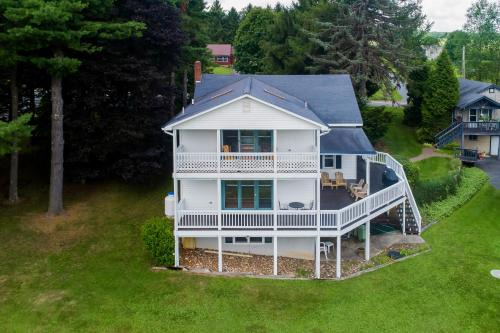 McHenry Haus | Amazing Grace
