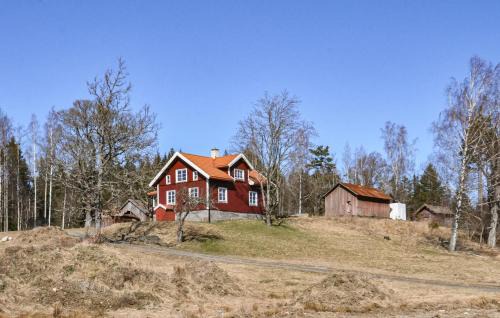 Dals-Ed N Haus | Amazing Home In Ed With Lake View