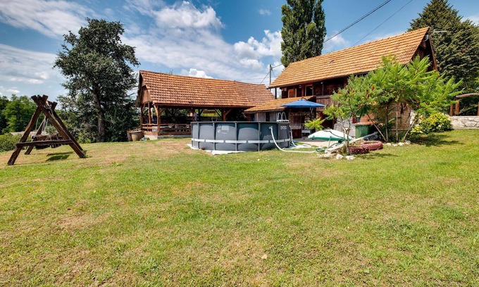 Bosiljevo Haus | Tolles Haus in Netretic