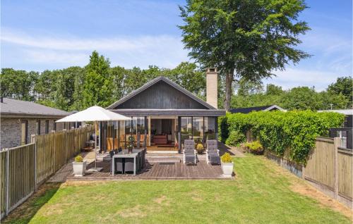 Sunds Haus | Amazing Home In Sunds With Lake View