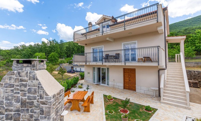 Vrlika Haus | Tolles Haus in Vrlika mit WLAN