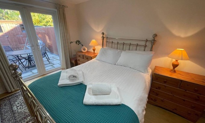 Cambridge Haus | Amazing cottage in delightful Madingley Village