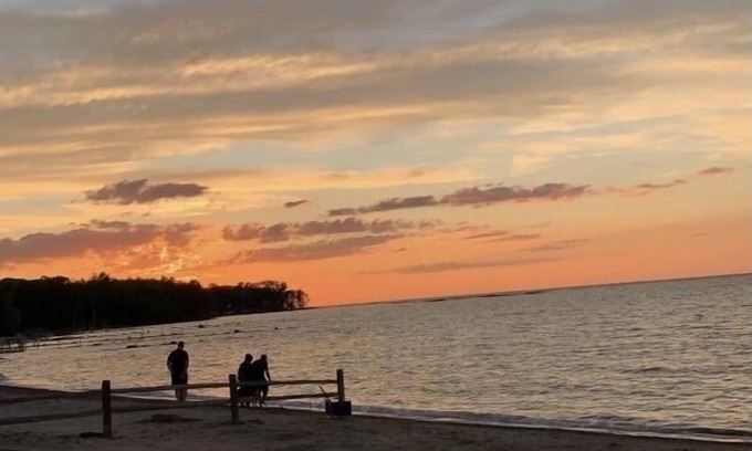 Port Austin Haus | Amazing Lake House With Beach Access 4 Bedroom Home by RedAwning