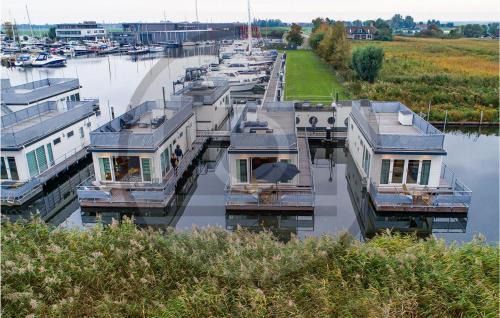 Municipality of Aalsmeer Bootsverleih | Amazing Ship In Aalsmeer