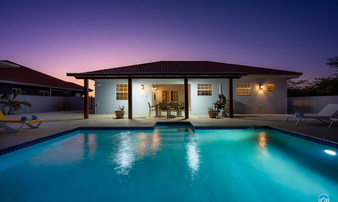 Boroncana Villa | Erstaunlicher Urlaub - schöne und ruhige Villa -8 Gäste - Strand 3 Minuten entfernt!