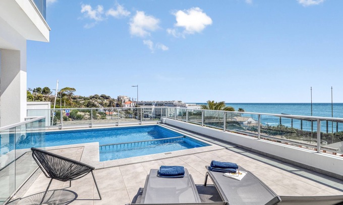 Calicos Eigentumswohnung | Amazing View, Beach 100m & Old Town 300m, 2 bdr+2 bthr, pool, aircon, garage