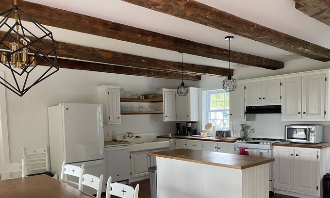 Bolton-Ouest Sonstige | Amazing view, great location. infinite sunset