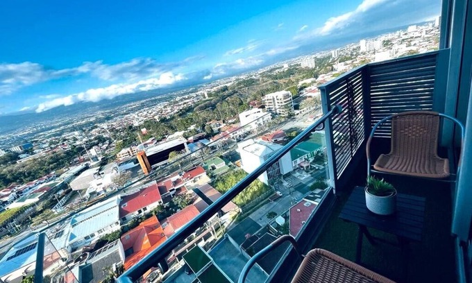 Rohrmoser Eigentumswohnung | Amazing views & amenities Q-BO