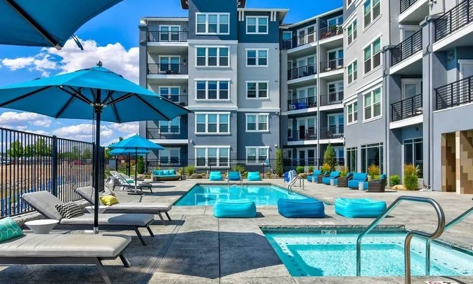 Sparks Wohnung | Amazing Water View w Jacuzzi Sky Lounge