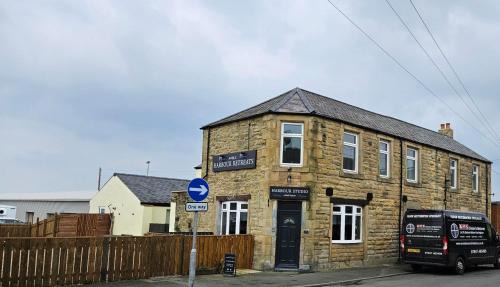 Amble Haus | Amble Harbour retreats