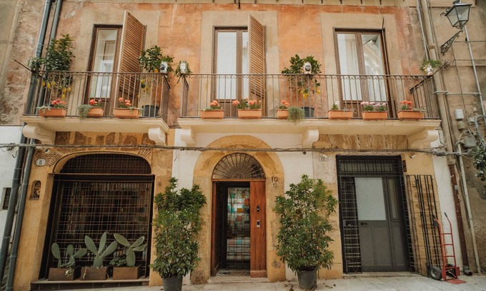 Albergheria Haus | Ambrosia-Timeless Hosting