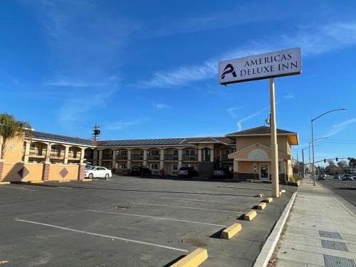 Yuba City Hotel | Americas Deluxe Inn- Marysville