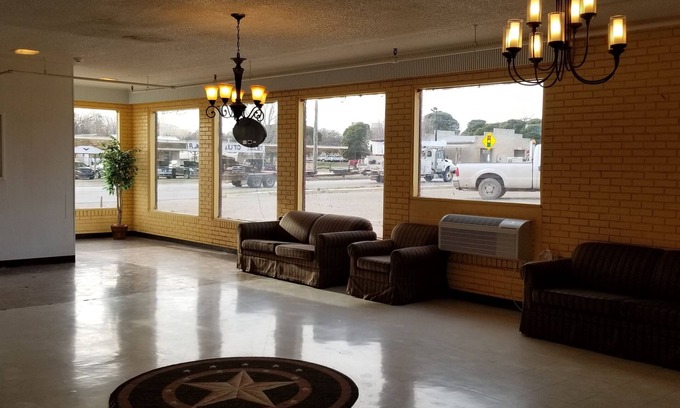 Sweetwater Hotel | Americas Premier Inn