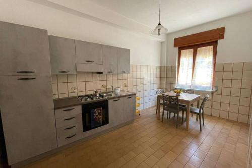 Le Castella Wohnung | Amplio e luminoso appartamento nel cuore di Le Castella
