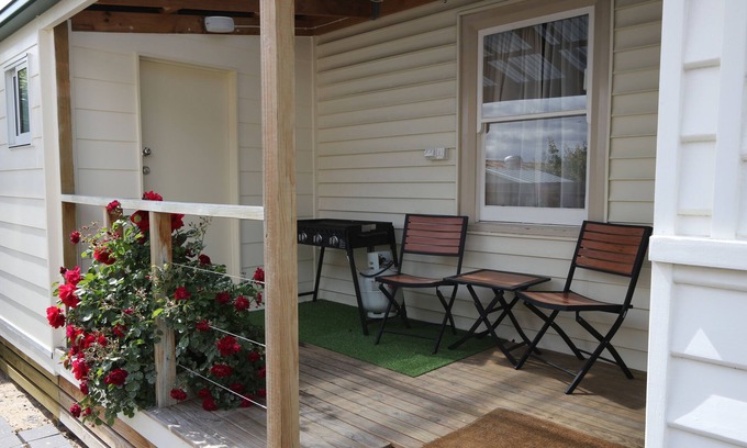 Moonah Haus | Amy Cottage - Lage Einkaufen & Restaurants