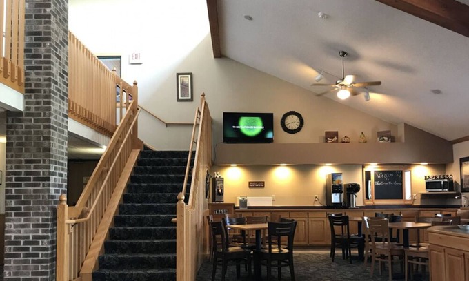 Thorp Haus | An Adventure Awaits! Free Breakfast & Free Parking, Steps to Marieke Gouda