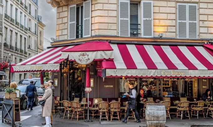Saint-Thomas-d'Aquin Wohnung | AN ELEGANT BLEND OF LUXURY, COMFORT & CULTURAL HERITAGE IN SAINT-GERMAIN