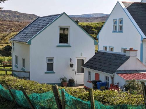 Donegal Wohnung | An Teach Beag Glencolmcille, little home from home