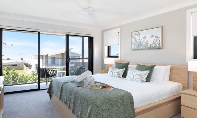 Shell Cove Haus | Anchors Rest Summary: