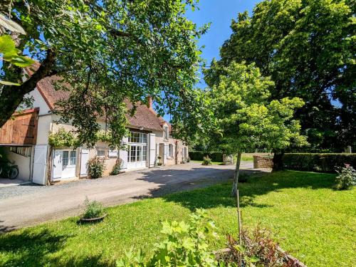 Sarzay Haus | Ancienne ferme rénovée avec jardin clos et vélos, au cœur de la Vallée Noire en Berry - FR-1-591-135