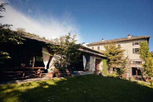 Cernobbio Haus | Ancient Monastery In The Lariani Mountains