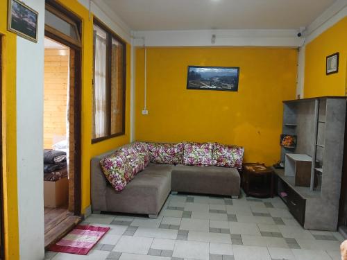 Ghoom Haus | Anjali homestay